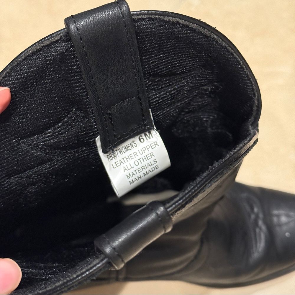 Women’s Classic Black Western Boots - Picture 5 of 10